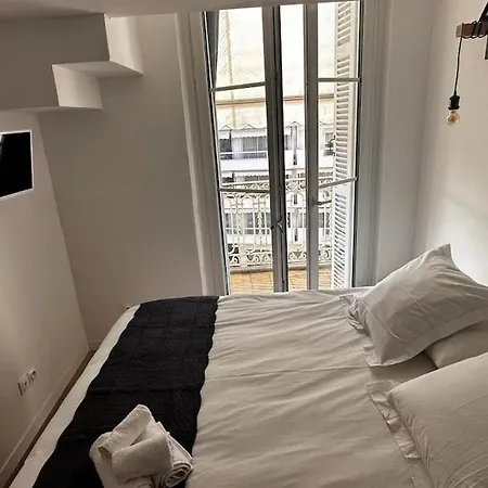 2 Pieces Centre Jardin Bioves 4 Nuits Minimum Apartament Mentona
