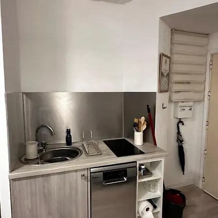 2 Pieces Centre Jardin Bioves 4 Nuits Minimum Apartament Mentona