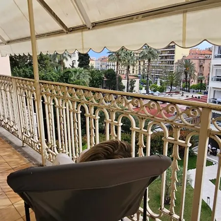 Apartament 2 Pieces Centre Jardin Bioves 4 Nuits Minimum Mentona