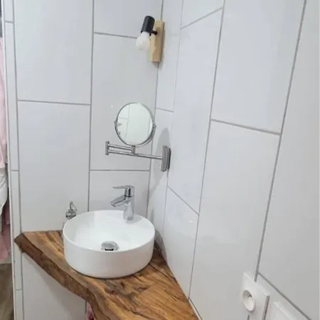 Apartment 2 Pieces Centre Jardin Bioves *