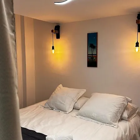Apartament 2 Pieces Centre Jardin Bioves 4 Nuits Minimum