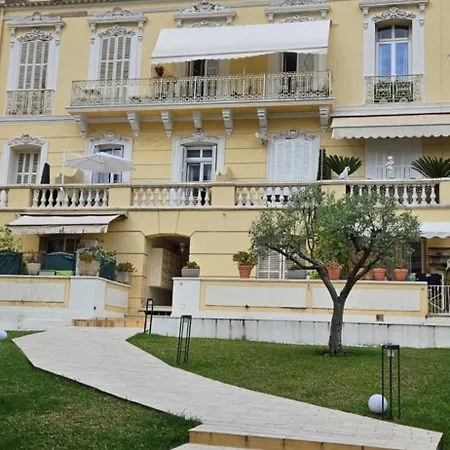 2 Pieces Centre Jardin Bioves 4 Nuits Minimum Apartament Mentona